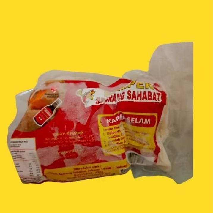 

Pempek Asli Palembang - Pempek Kapal Selam Ikan Tenggiri, Frozen pack isi 2 pcs