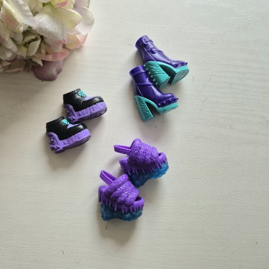 Sepatu Boneka Monster High / MH purple series