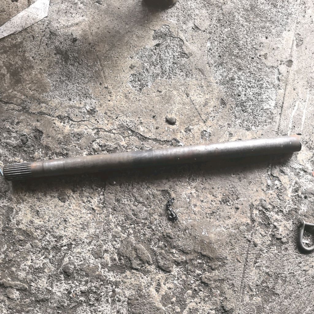 Potongan As Gardan Truk Mitsubishi Coltdiesel PS100 PS120