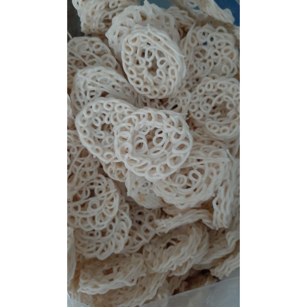 

kerupuk mawar mentah