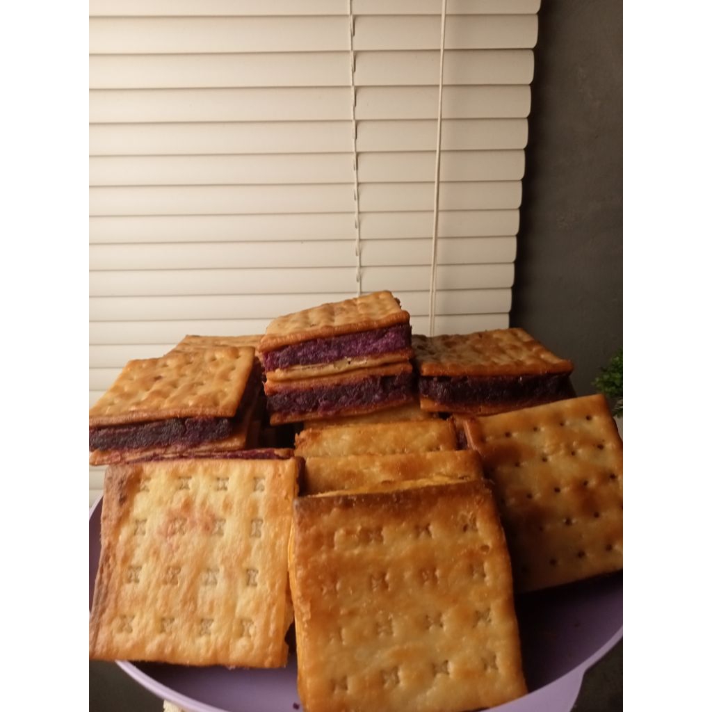 

Gabin Isi 5 Rasa Tape & Ubi Ungu – Cemilan Tradisional Enak & Gurih