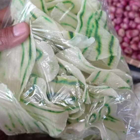 

Kerupuk Singkong Krupuk jadul mentah isi 100 - 1000 Gram
