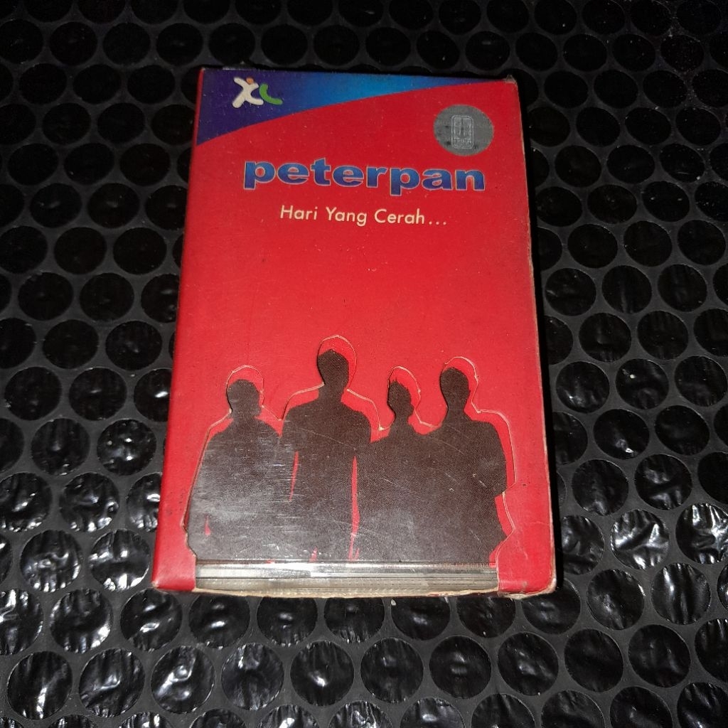 kaset peterpan hari yang cerah