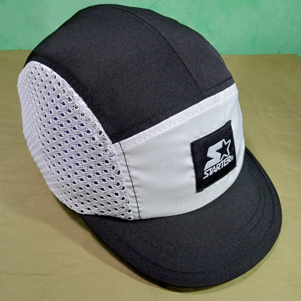 Running hat starter black white