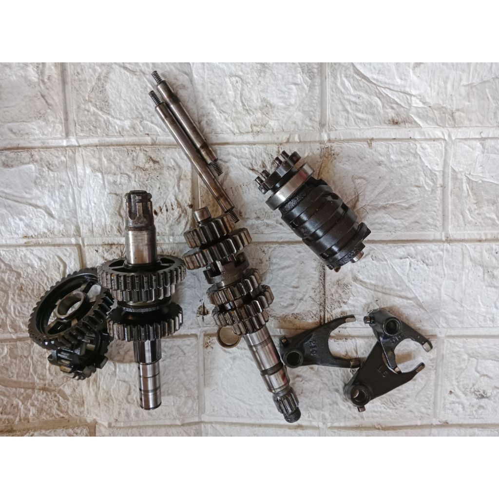 gigi rasio byson karbu