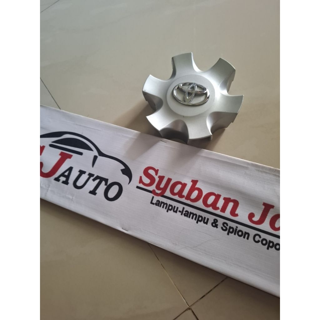 Dop Velg tutup roda Toyota fortuner/hailux 2008 2009 2010