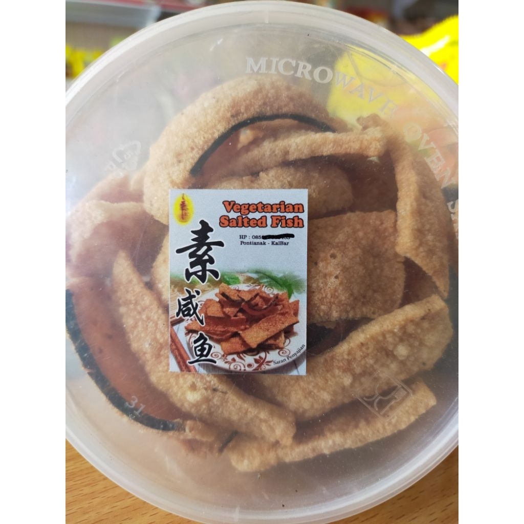 

Vegetarian salted fish/ikan asin vegetarian goreng dan mentah