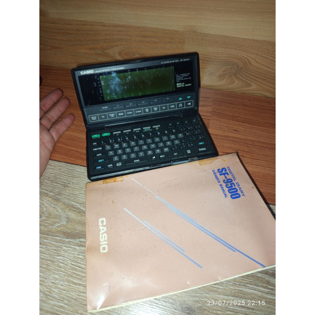 

Casio SF-9500 Digital Diary, sebuah organizer digital saku vintage