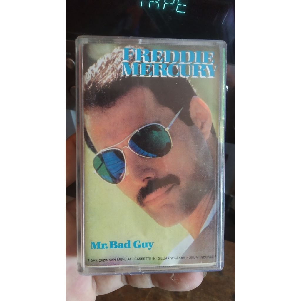 kaset pita fraddie mercury-mr bad guy