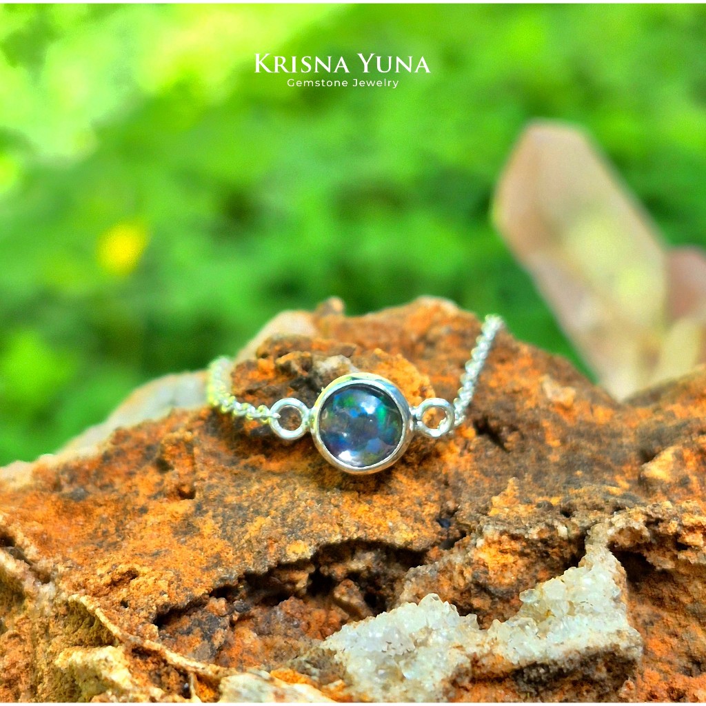 Natural Ethiopian White Opal Bracelet