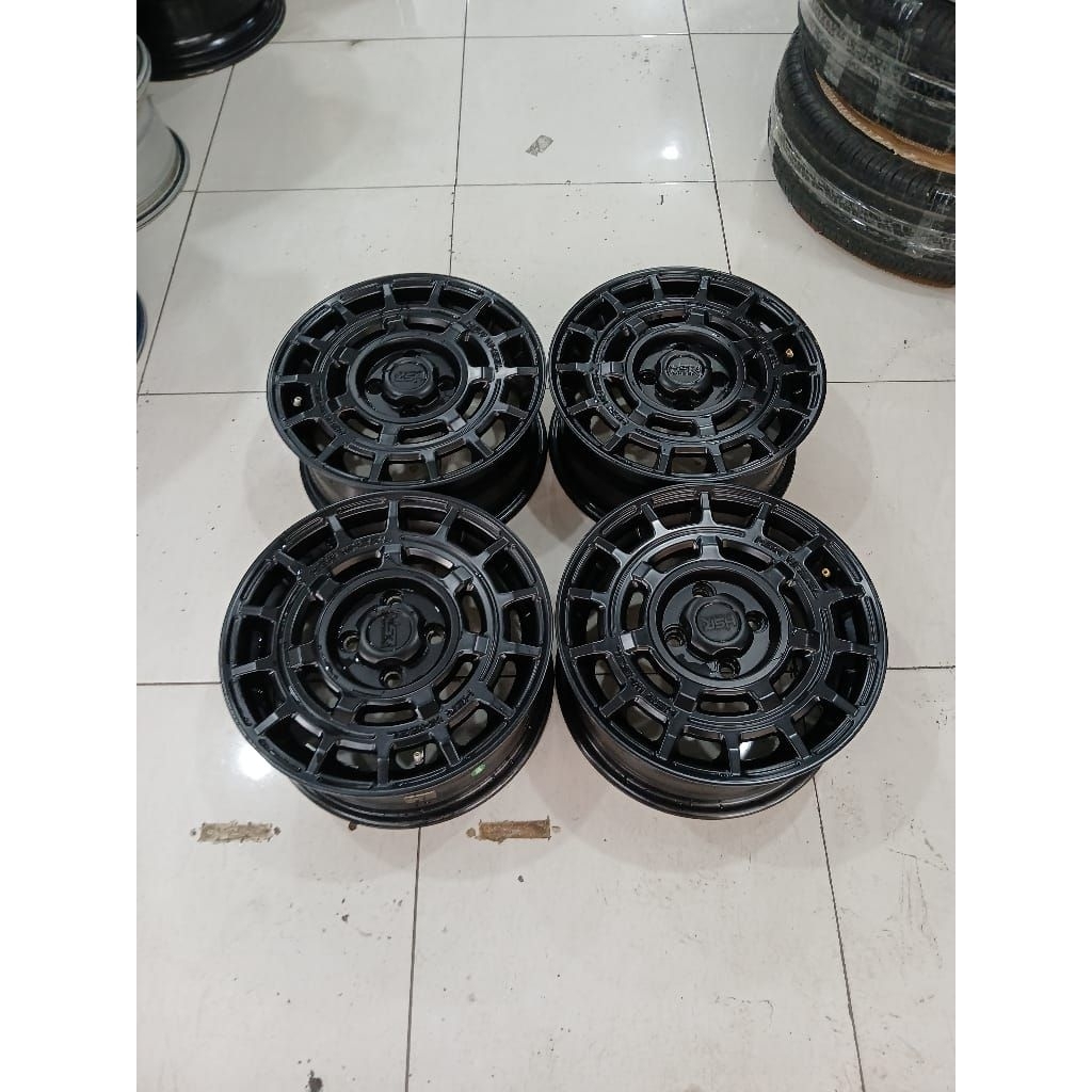 Velg Mobil Bekas HSR MENTAWAI Ring 14 x 6 pcd 4x100 Et36