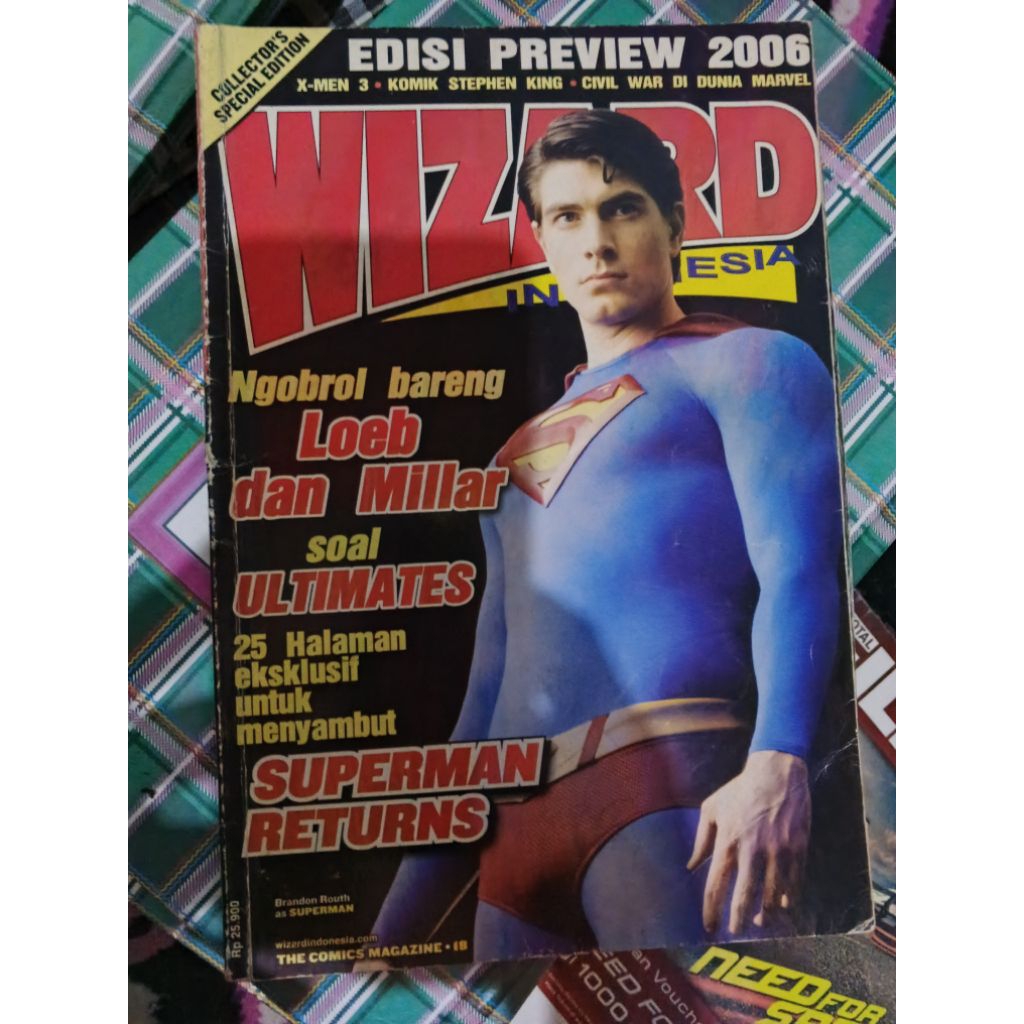 sepaket majalah wizard dan poster cinemags Superman return 2006