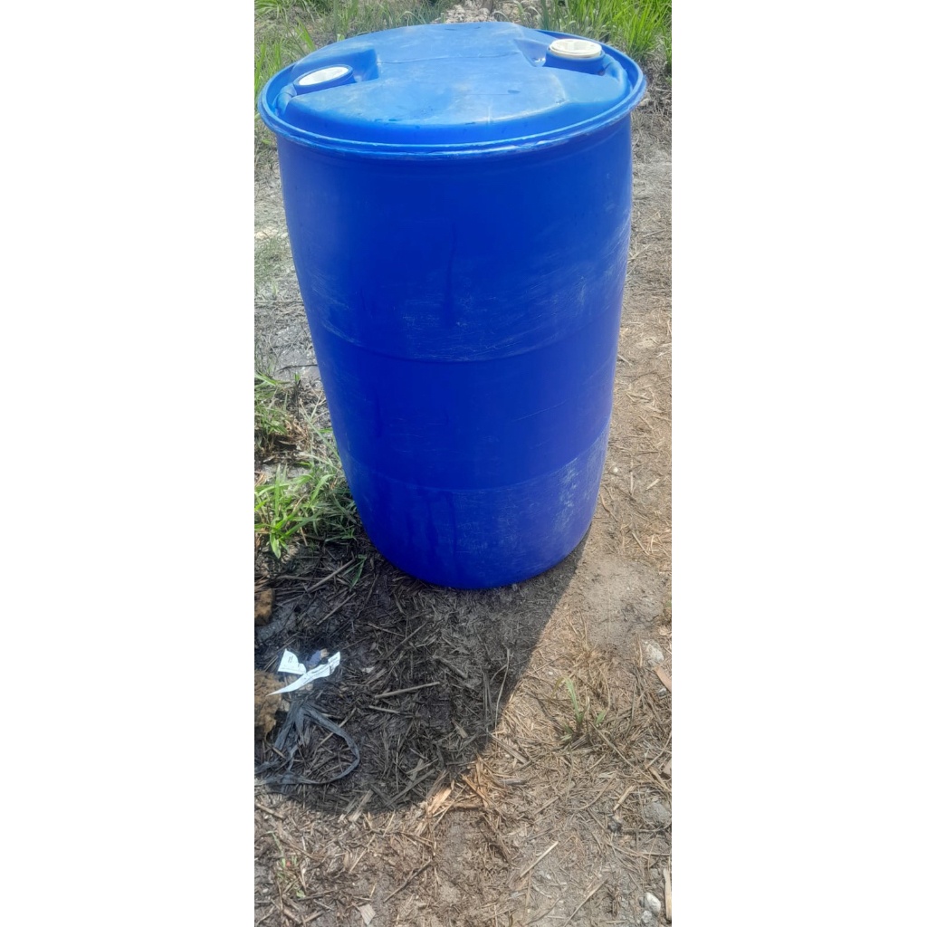 Drum Plastik Biru 200 Liter Bekas