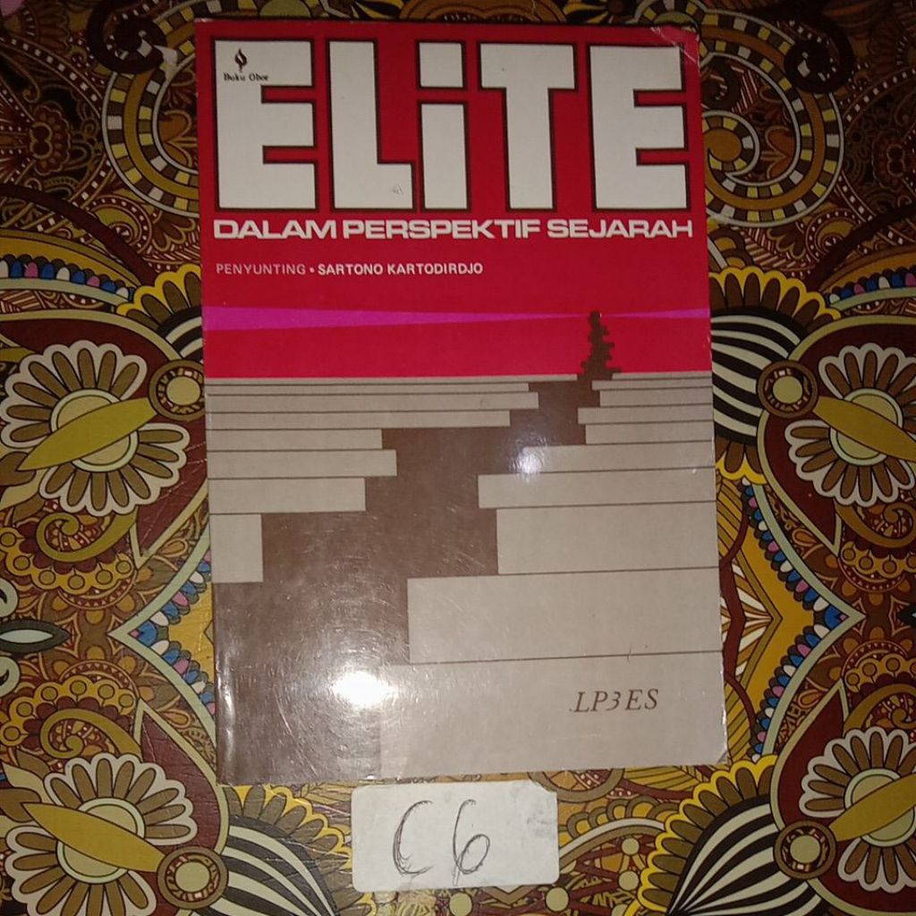 BUKU ELITE, DALAM PERSPEKTIF SEJARAH