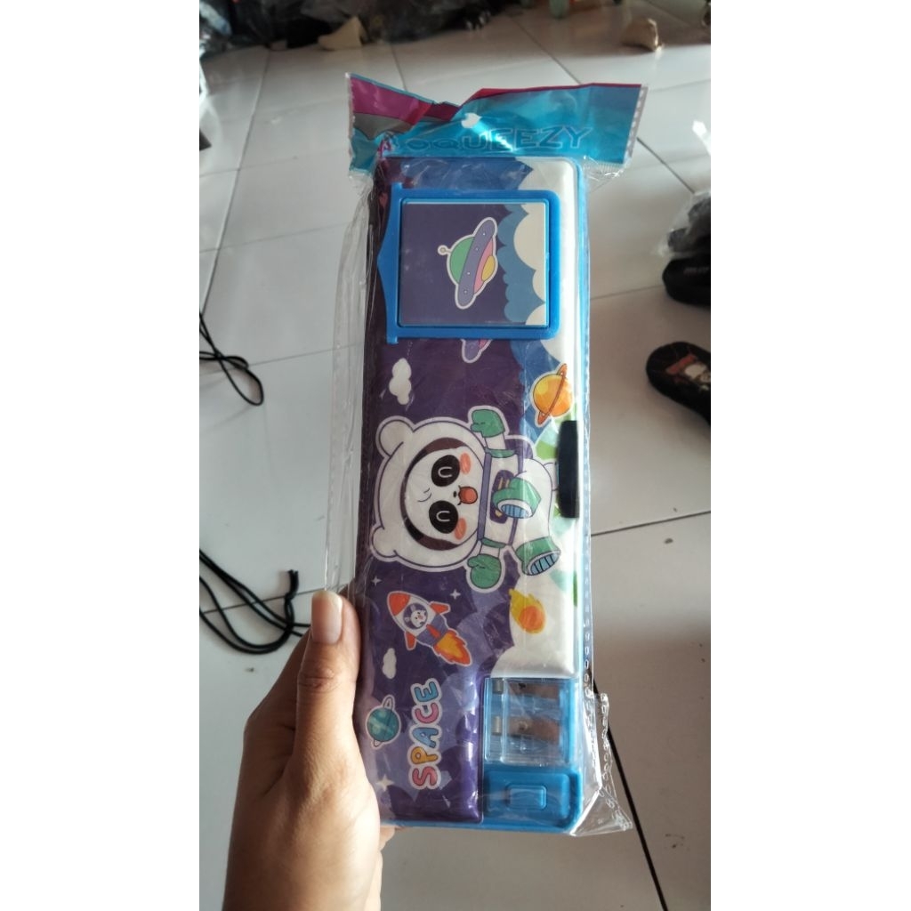 

TEMPAT PENSIL KALKULATOR