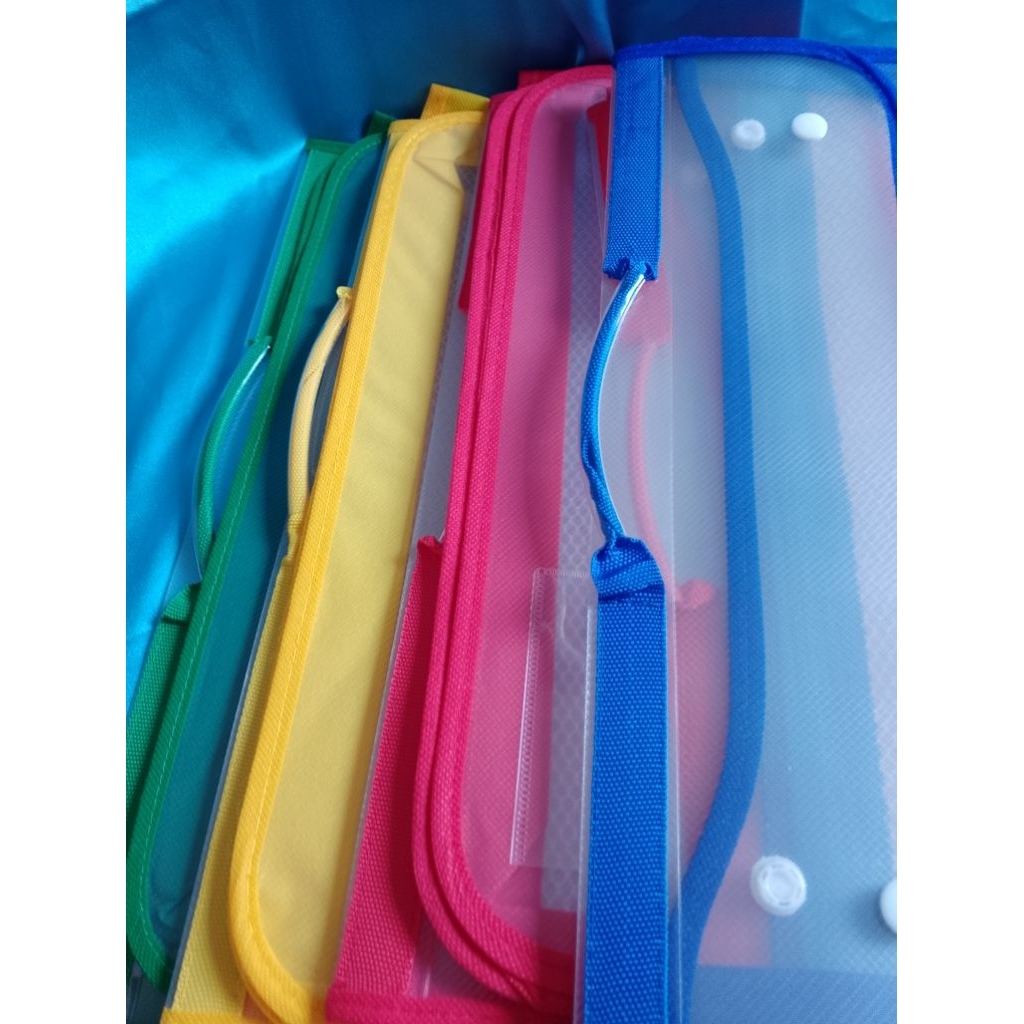 

Promo Cuci Gudang" Map Jaring Kancing Ukuran F4/Folio