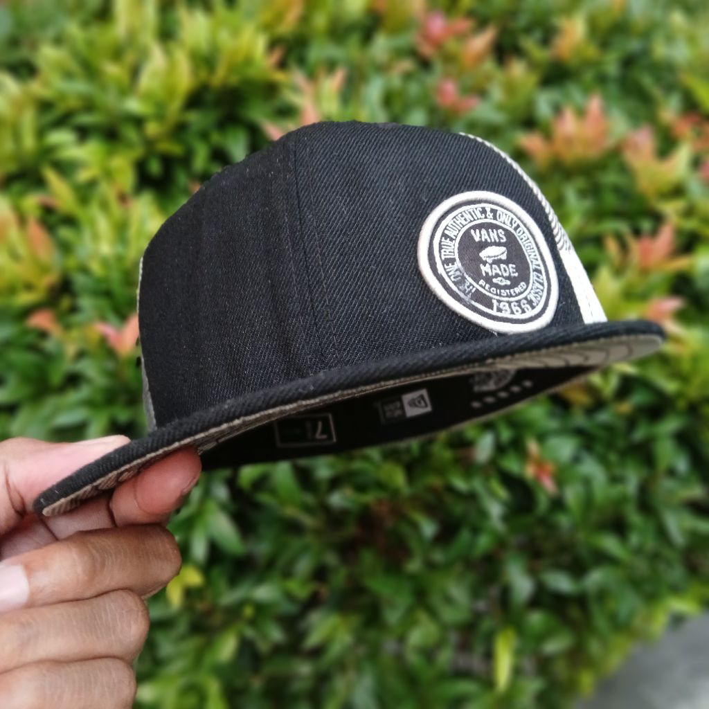 Topi Snapback New Era Vans Flowles 59Fifty - 7 3/8 (second)
