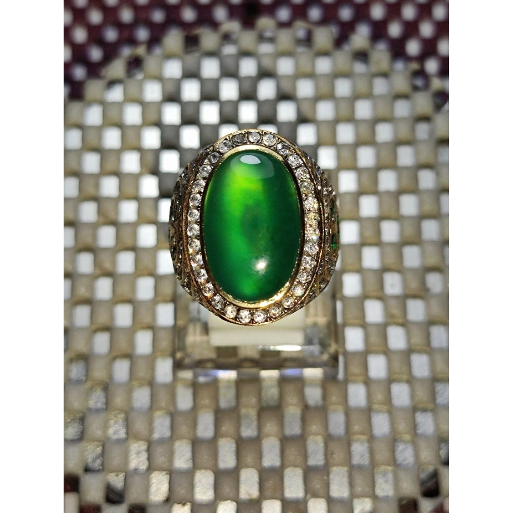 BACAN DOKO GULAU VISUAL WARNA IJO BOTOL