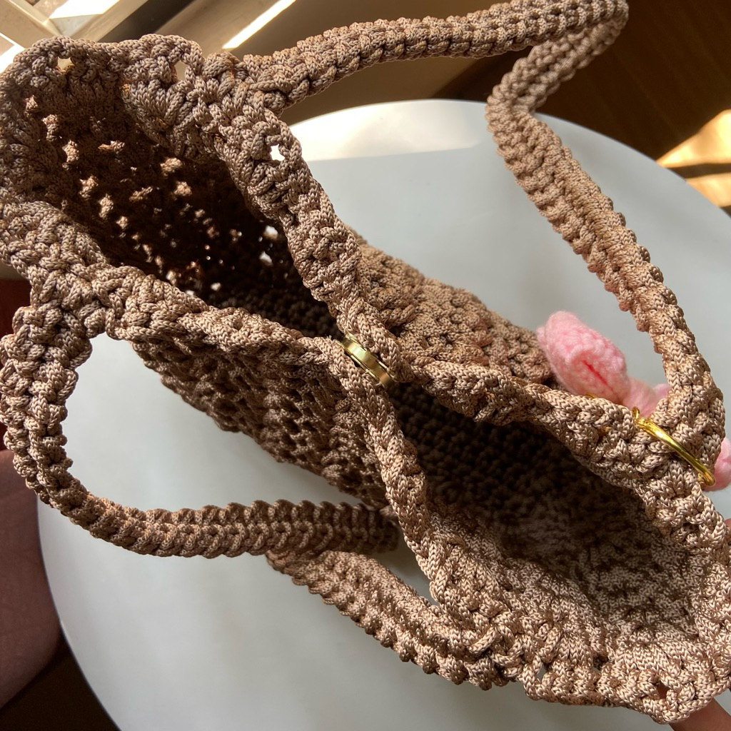 Furing resleting magnet tas rajut