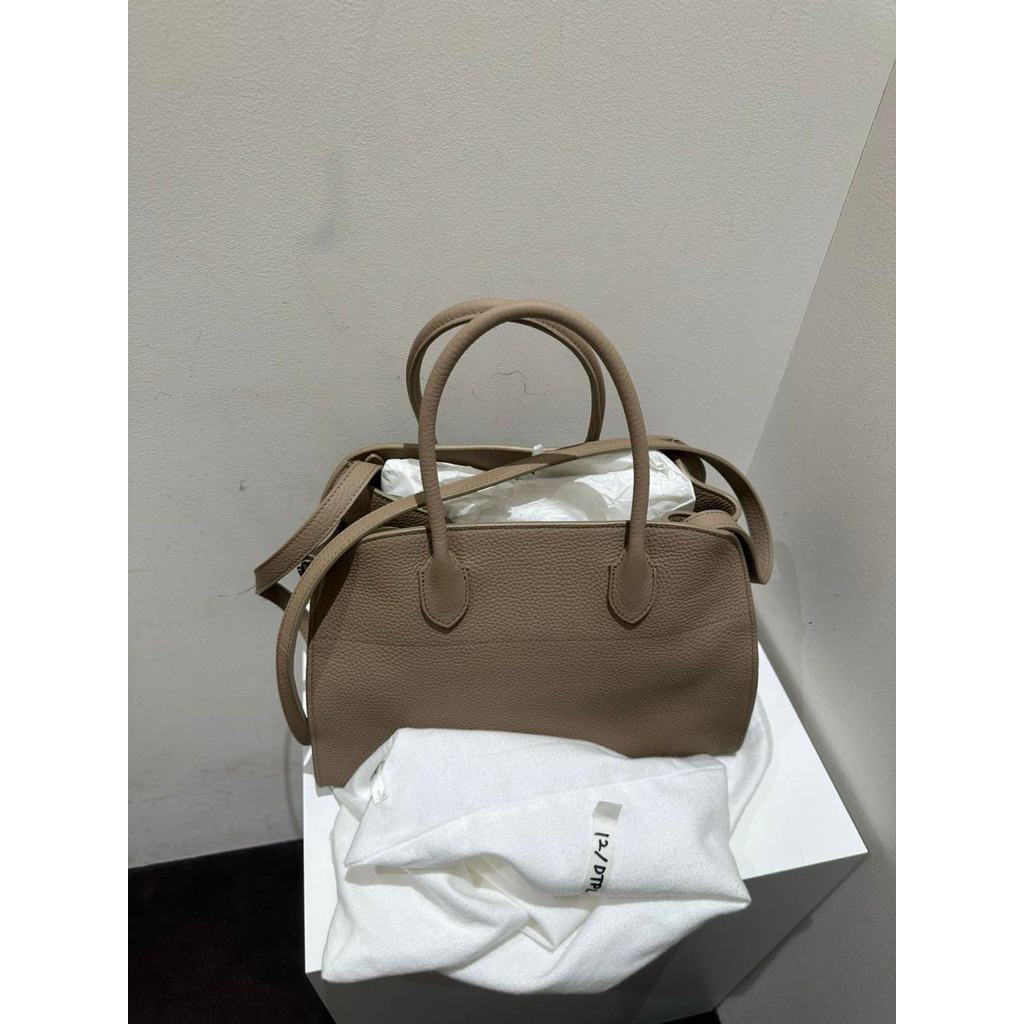 The Row kulit jeruk 20