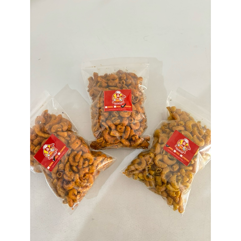 

MAKARONI BUMBU REMPAH Seblak Keren Minantu