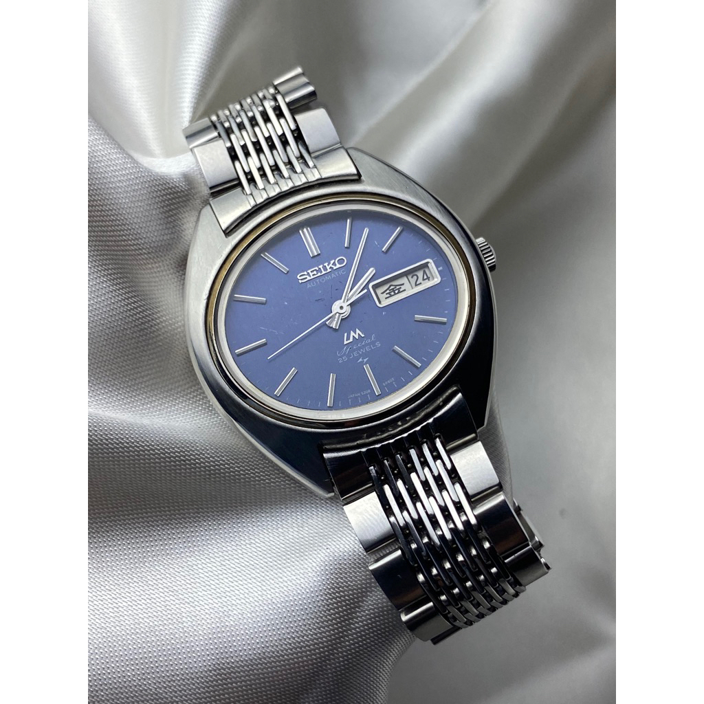 Seiko Lord Matic Special 5206-5040 Blue Dial Oval Shape Japan Domestic Market
