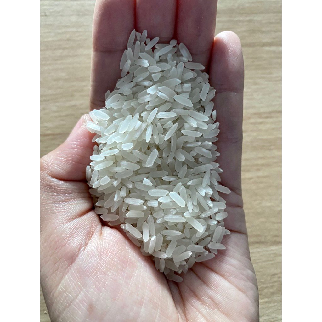 

BERAS LOKAL PULEN DAN WANGI (PREMIUM) 1 KG (MINIM ORDER 2 KG)