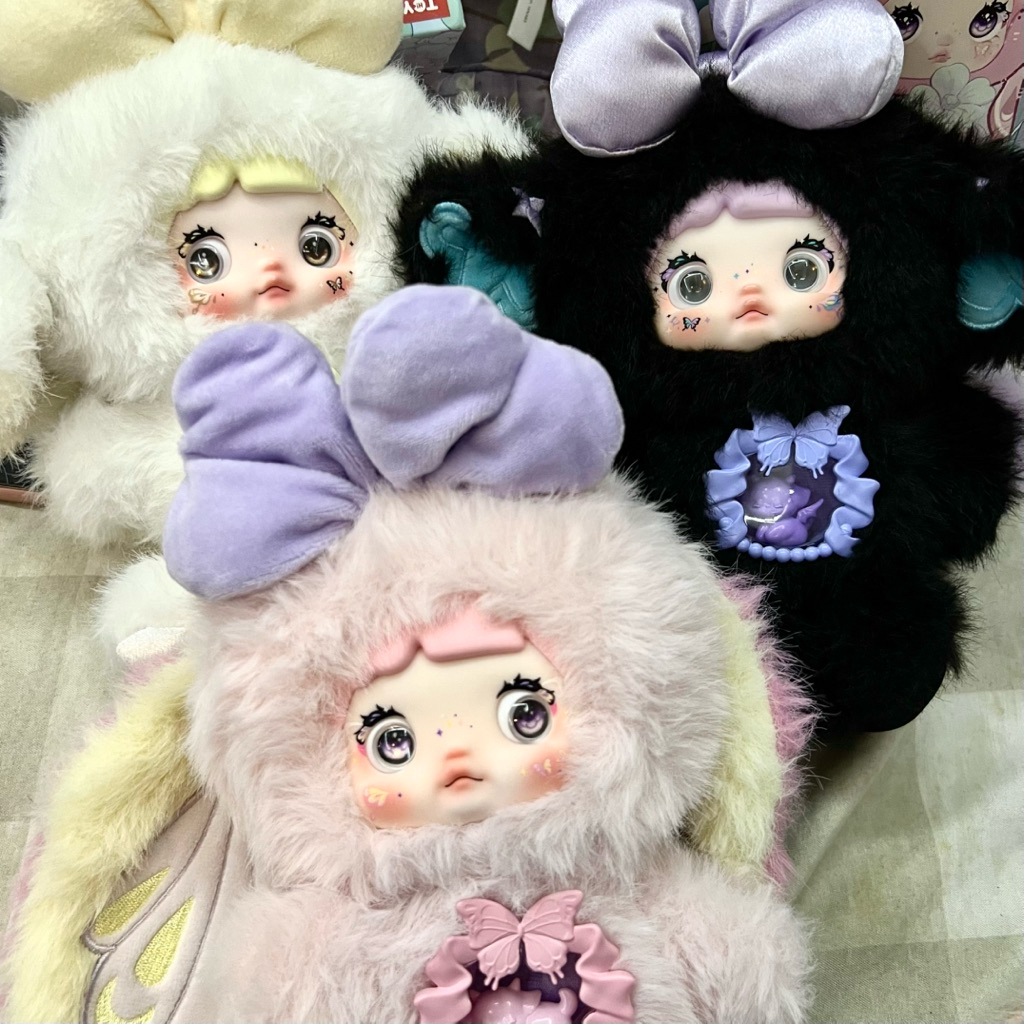 nommi v6 reverie aurora eclipse pink black white blind box selected