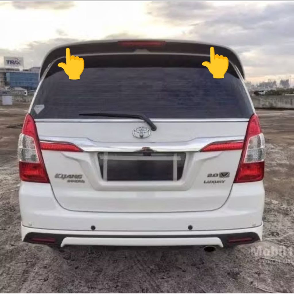Spoiler pintu bagasi atas Innova luxury 2012/2015 original