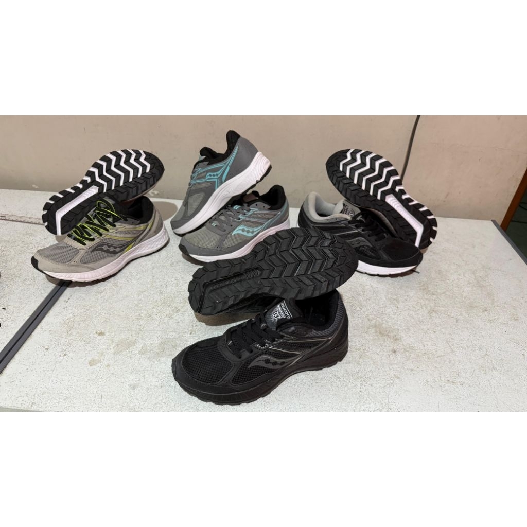 Saucony original running road dan trail running