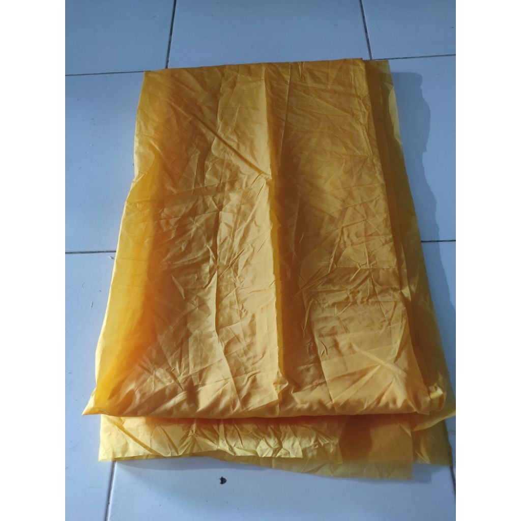 

Screen kain kuning T165