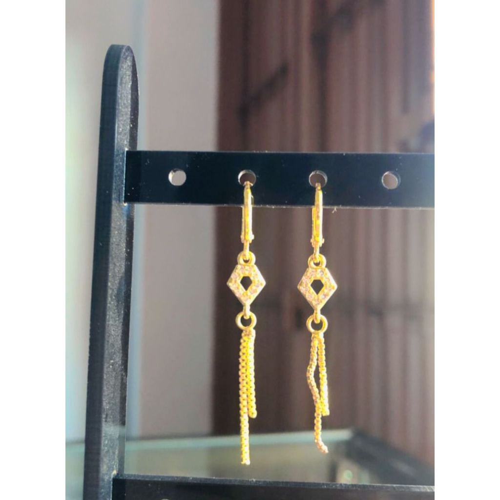 Anting panjang emas Bangkok