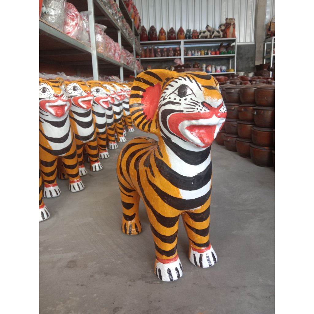 Celengan Macan Gerabah Tanah Liat