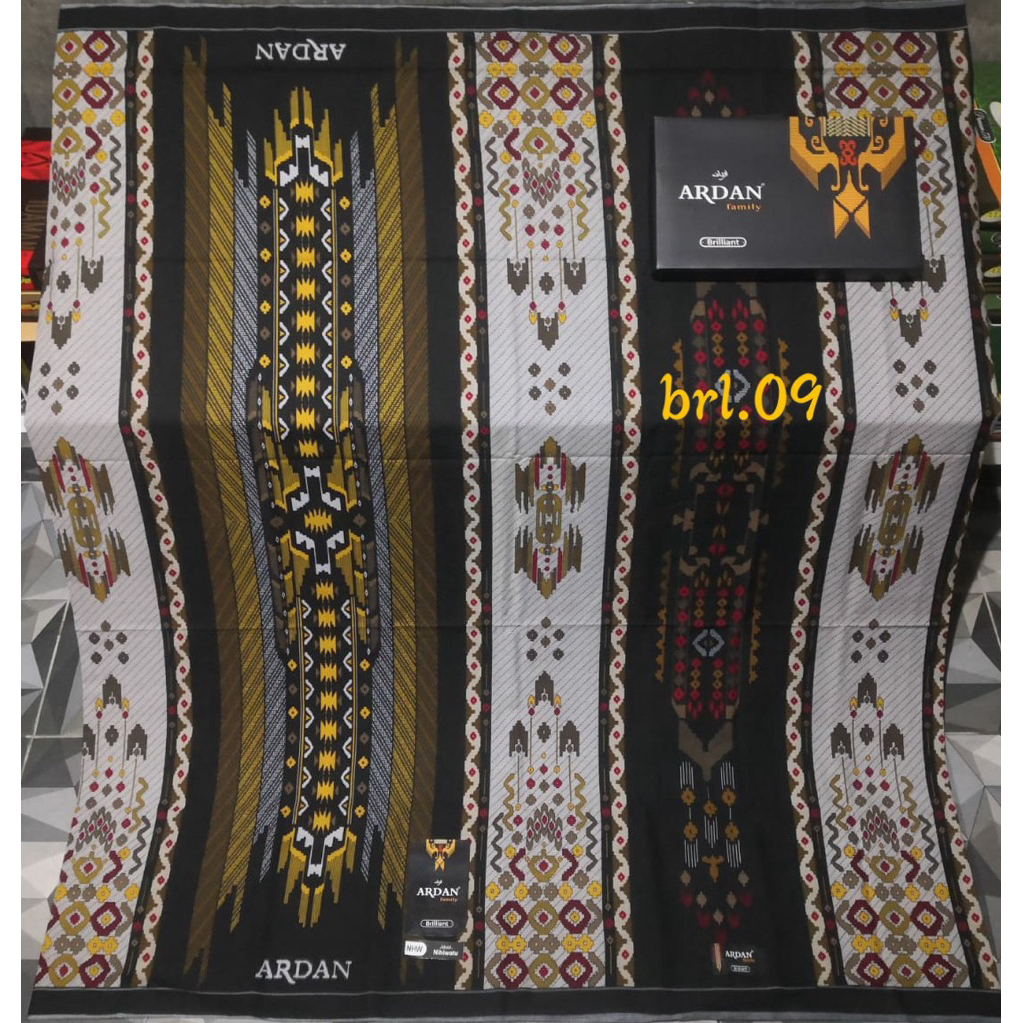 Sarung ardhan