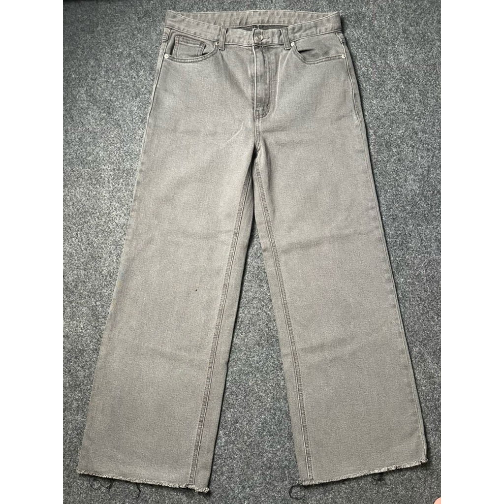 Preloved jeans abu 8 seconds