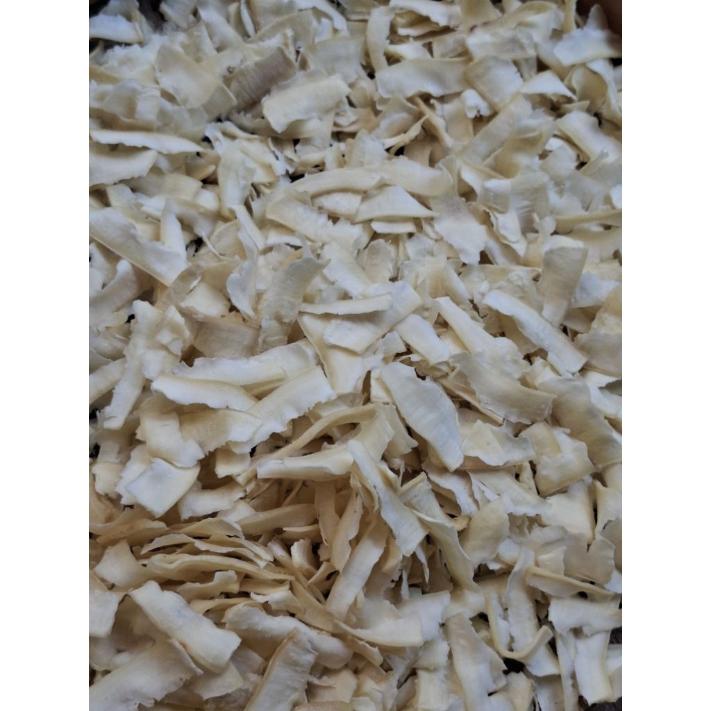 

balung kethek mentah / manggleng / kripik singkong