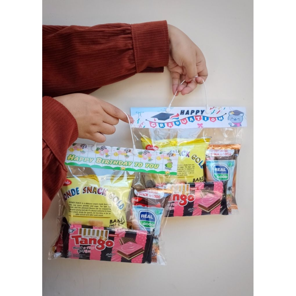 

READY HAMPERS SNACK MURAH