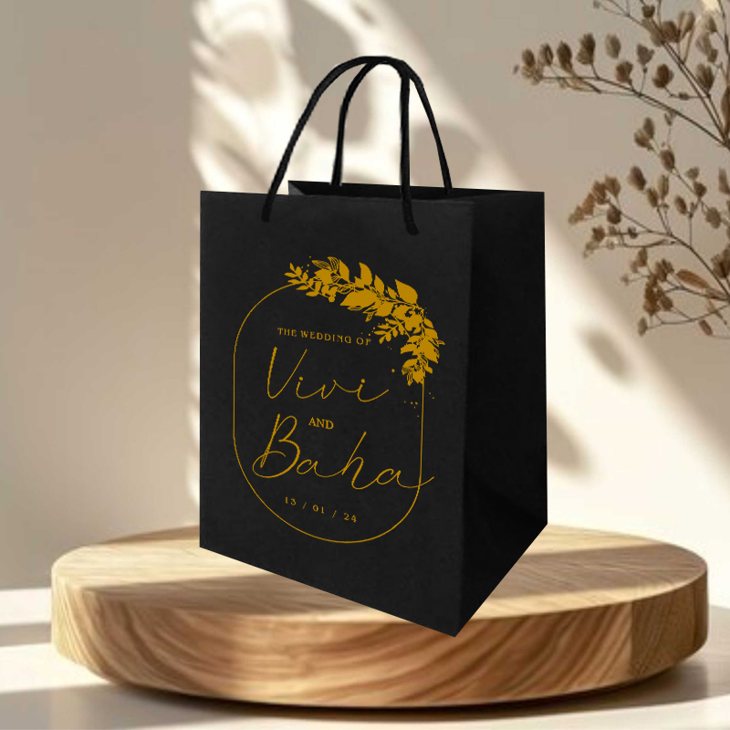 

Paperbag 18x12x22 Hitam Sablon / Paperbag Polos Hitam / Paperbag Hitam R5 / Tas Kertas / Paperbag Sablon Custom