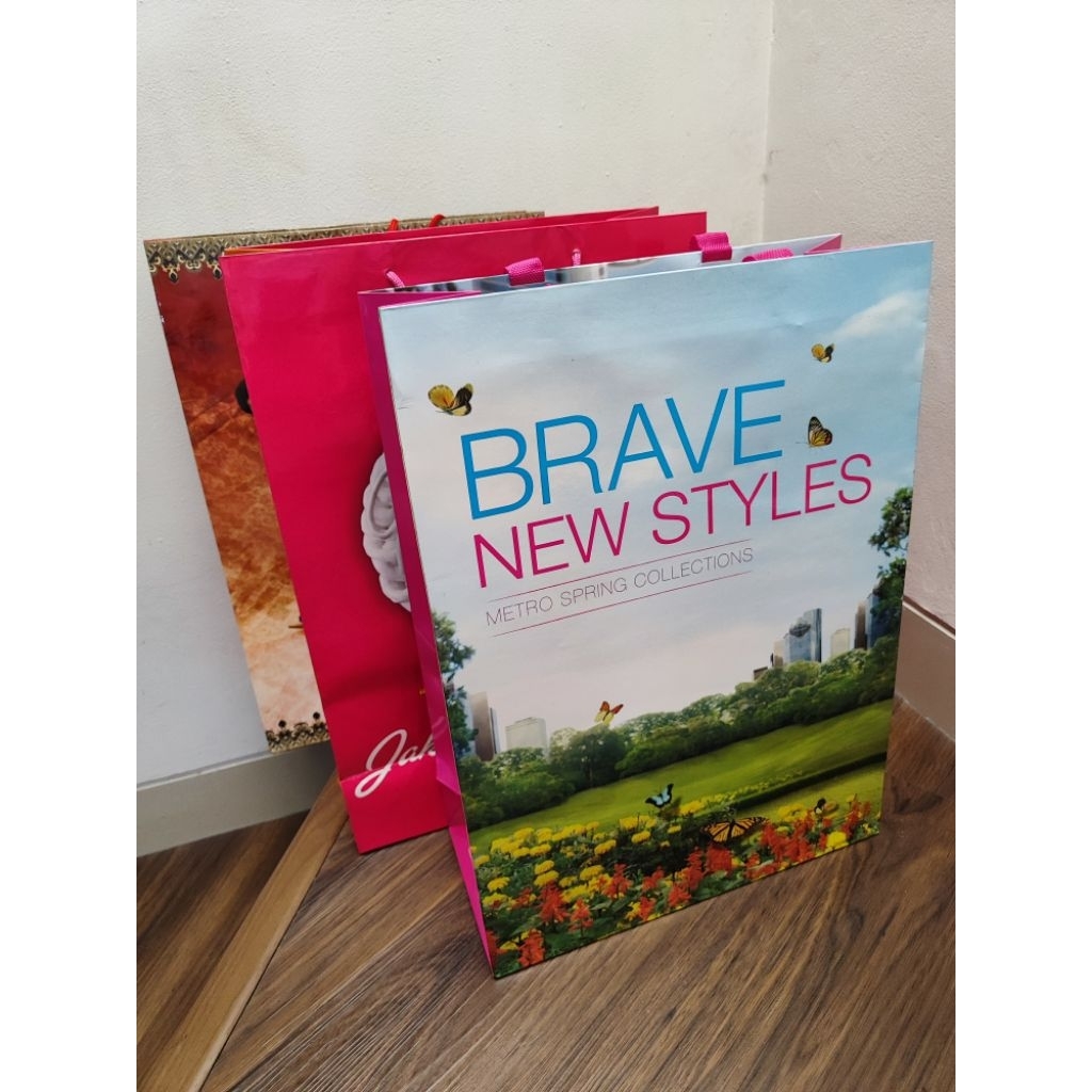 

3 Shopping bag/ Paper bag Metro, klasik