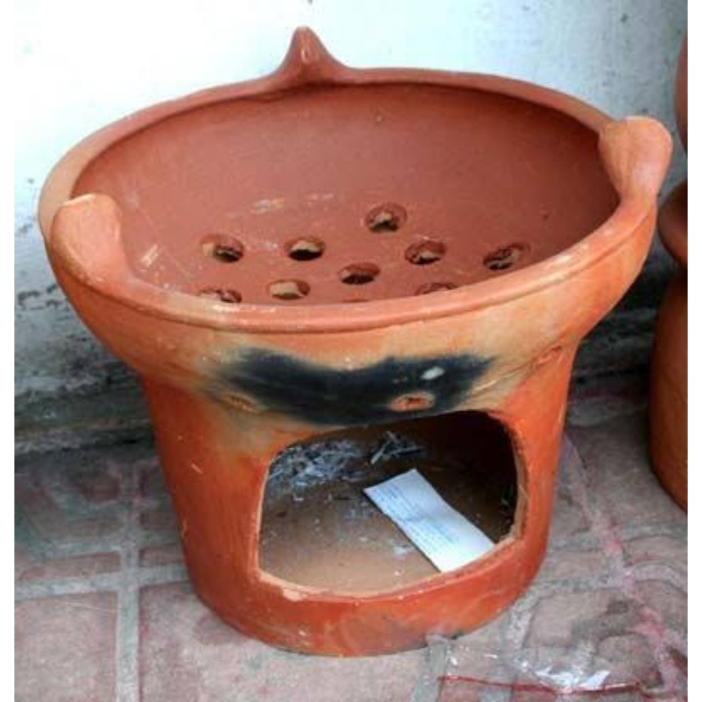 anglo tungku tanah liat