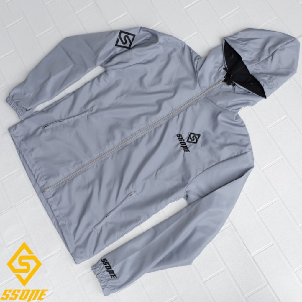 Jaket Parasut Pria Wanita Jepang Kanji Waterproof Cagoule Windbreaker Original