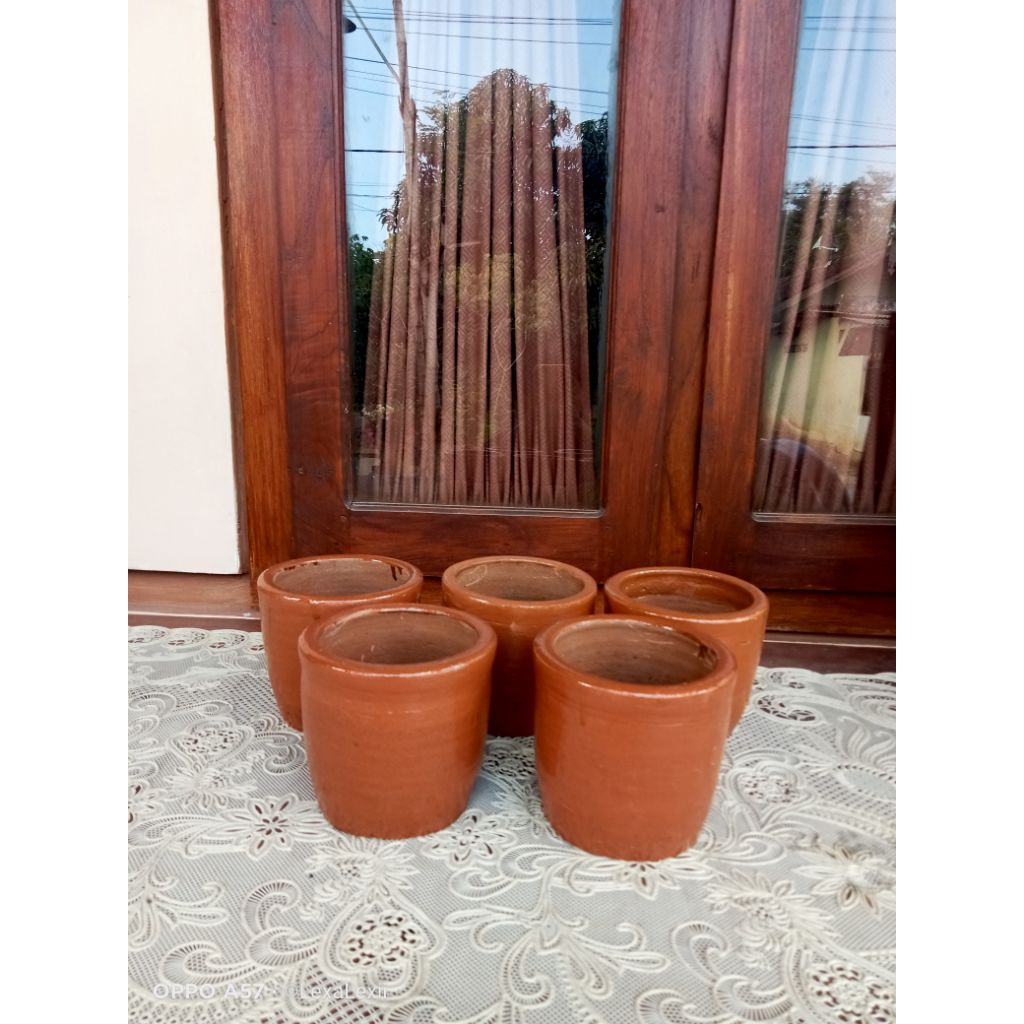 pot gerabah pot teracotta pot tanah liat pot tanaman pot bunga aesthetic