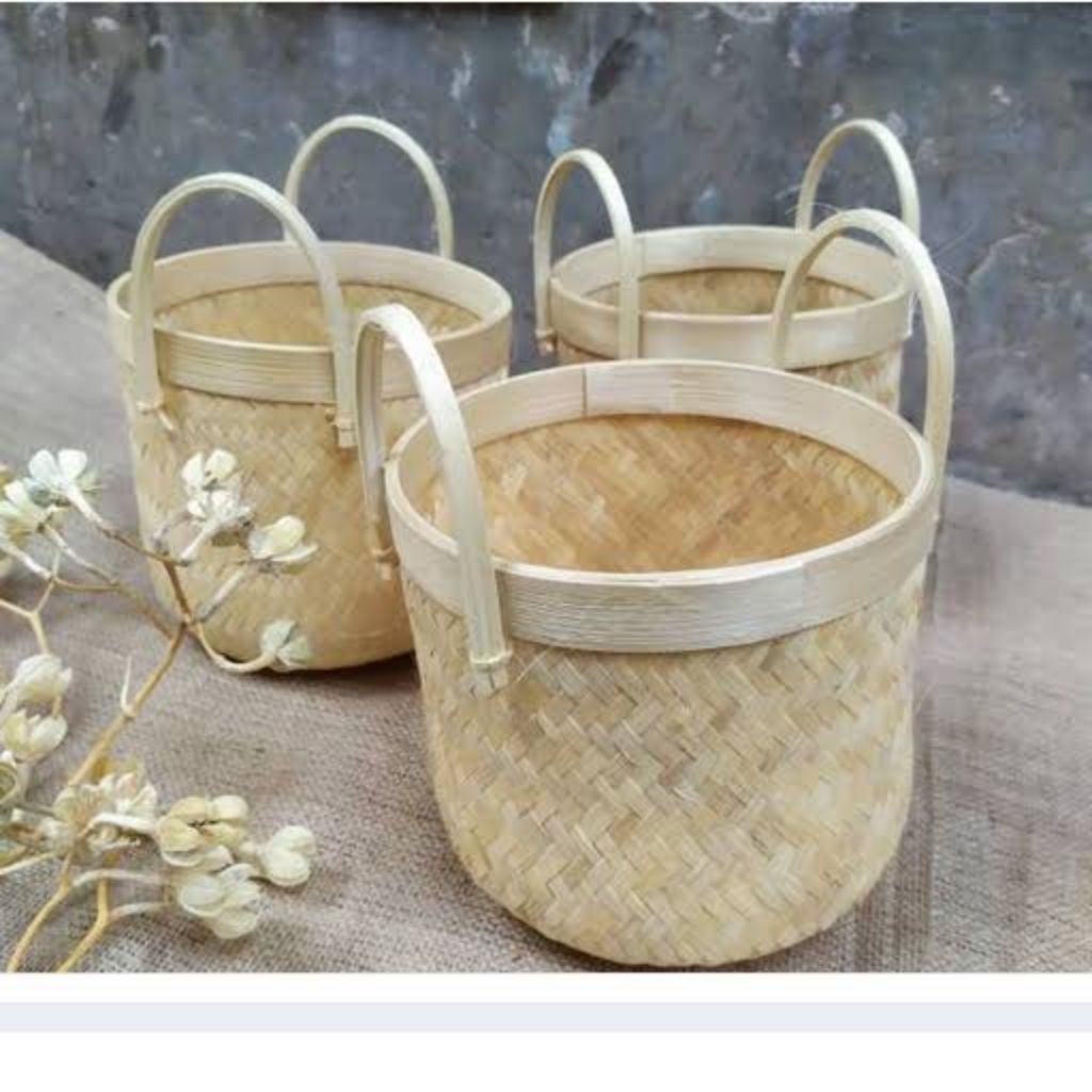 Keranjang anyaman bambu buah tradisional