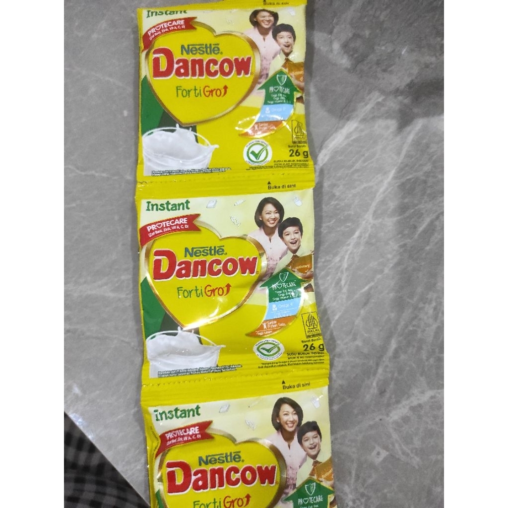 

SUSU DANCOW FULL CREAM rentenng 26g isi 10