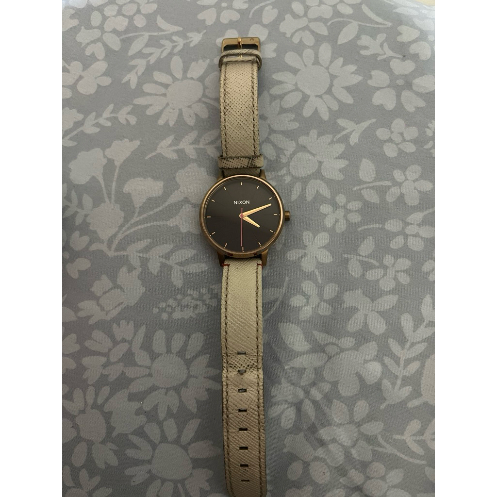jam tangan nixon kensington