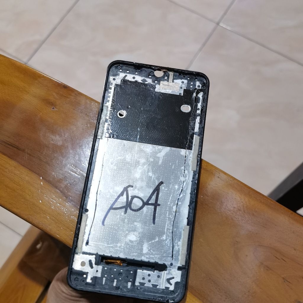 FRAME TATAKAN LCD SAMSUNG A04 ORI COPOTAN