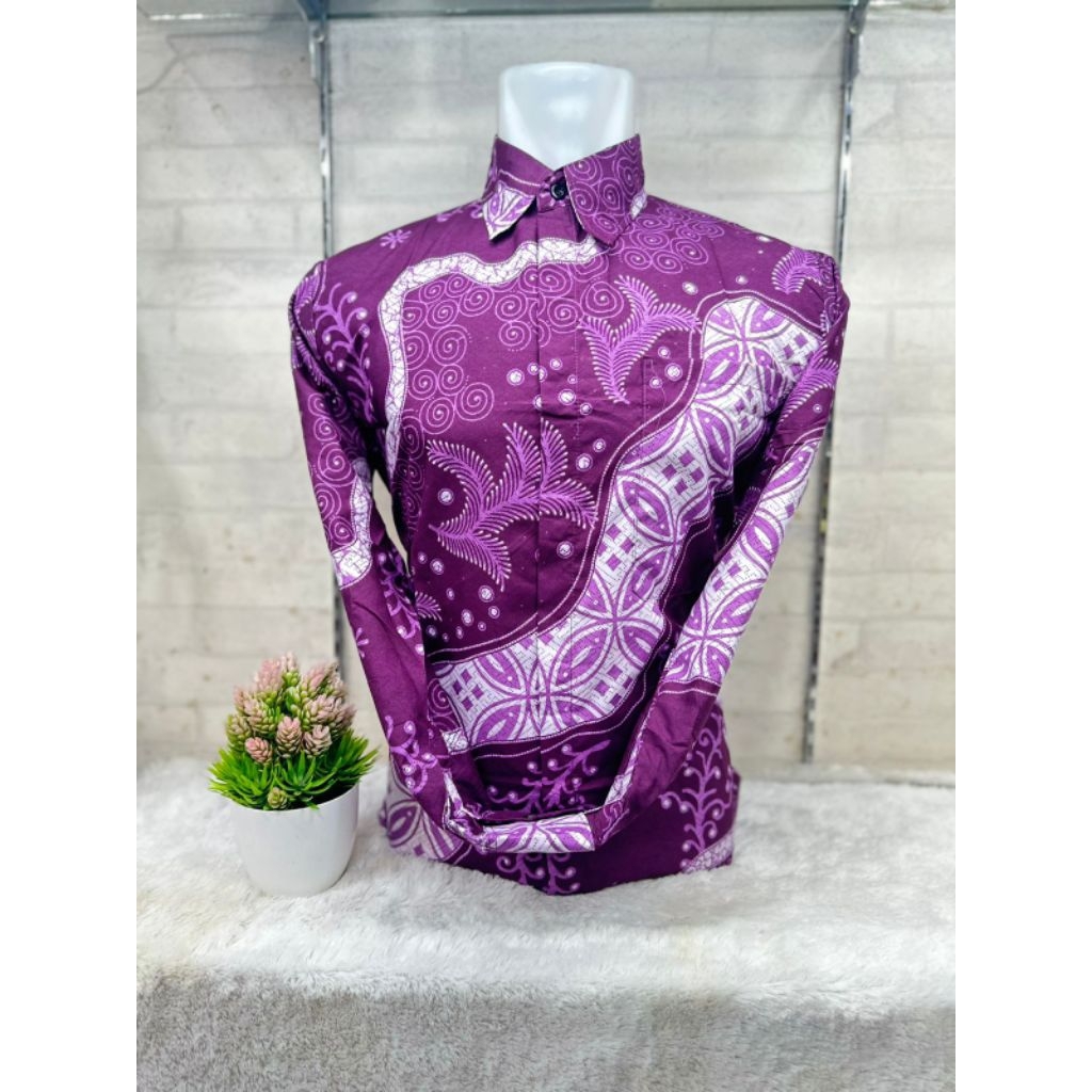 Batik Pria Terbaru, Batik Lengan Panjang, Warna Ungu/ Burgundy/Ungu tua, Motif Terbaru, Batik Premiu