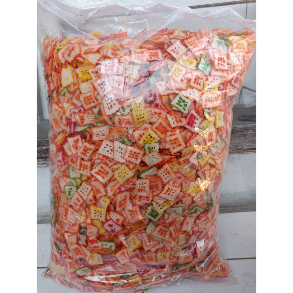 

Kerupuk taro kecil warna warni 1 kg