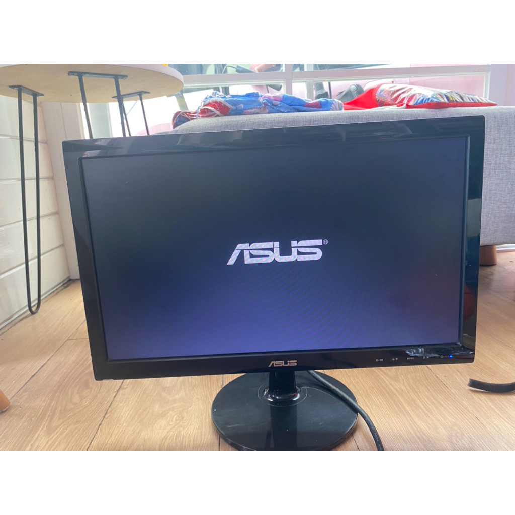 Monitor LED asus 19 inch wide screen