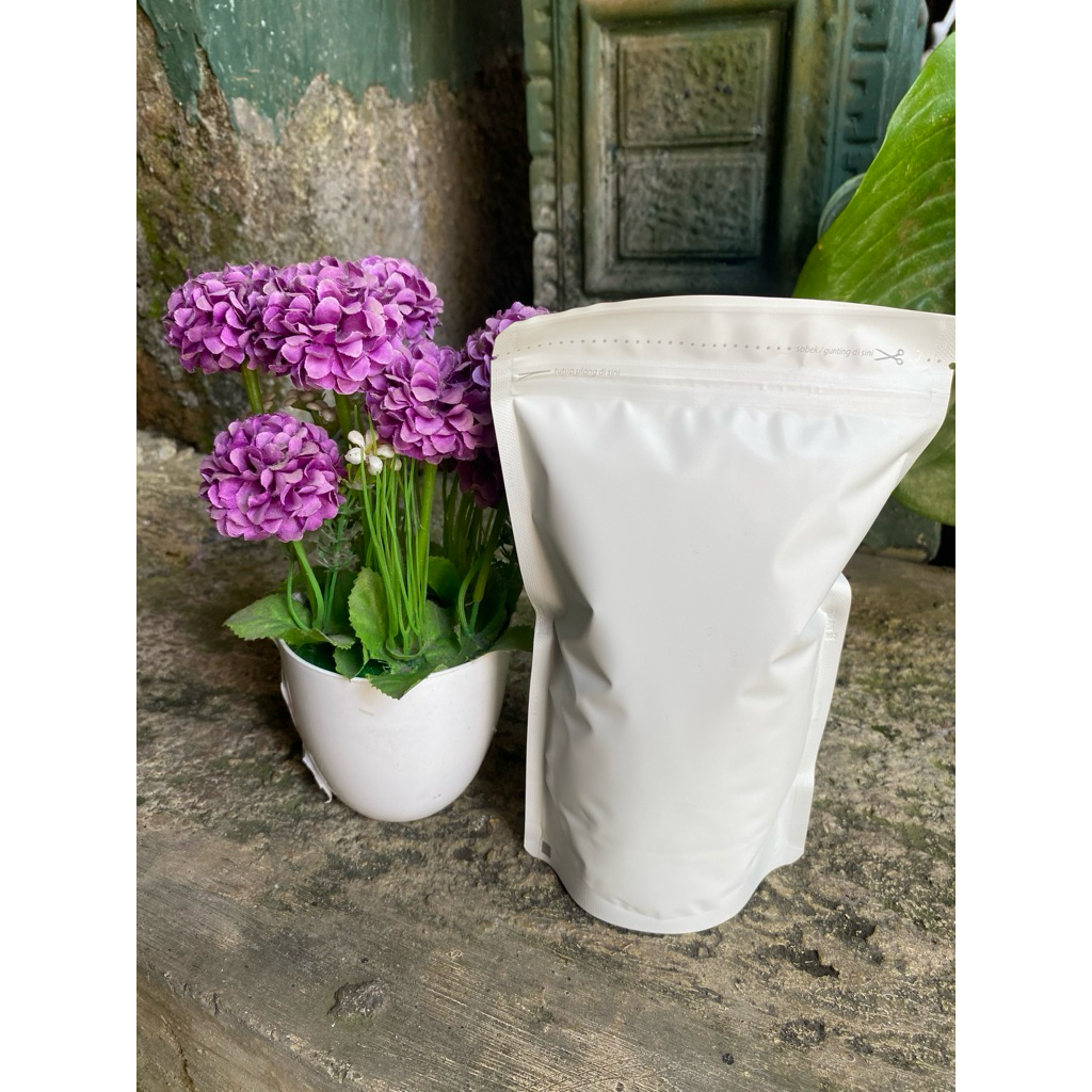 

Kopi bubuk Robusta 250gr